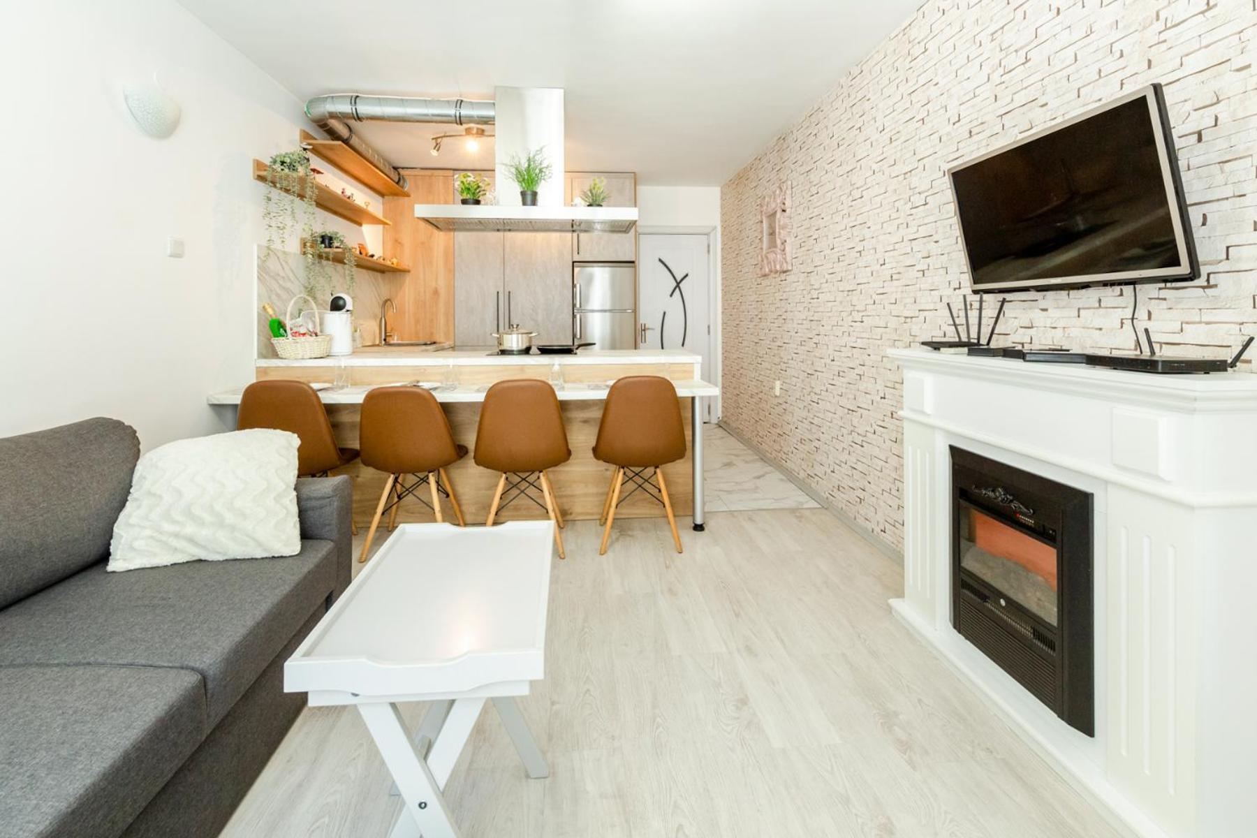 The White Apartment - Free Parking Szófia Kültér fotó